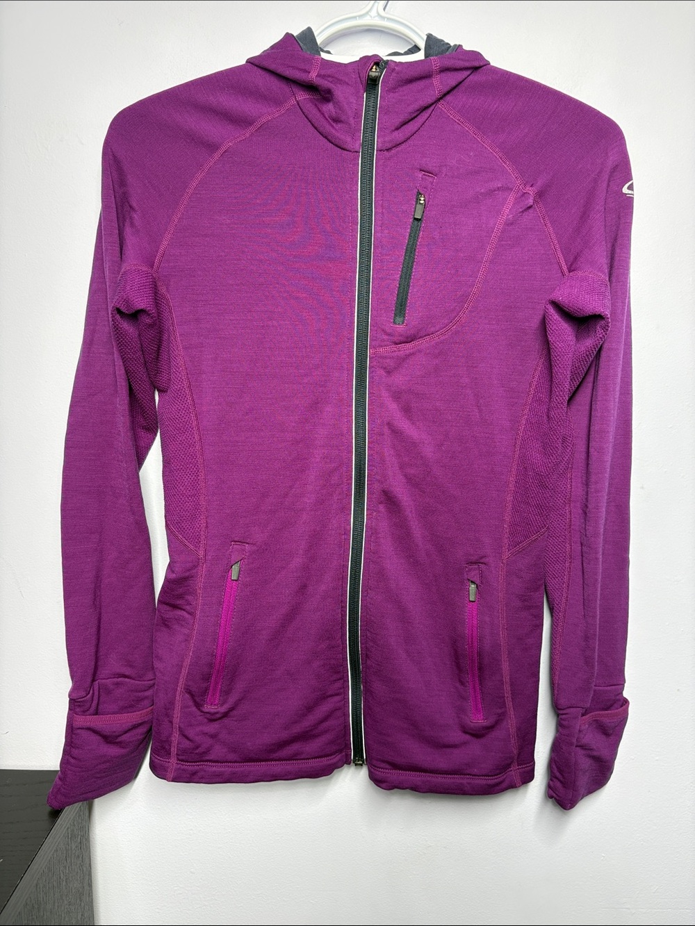 Icebreaker Merino GT Vibrant Magenta Full-Zip Hooded Jacket